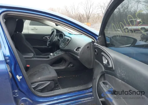 2015 Chrysler 200 Limited z USA, uszkodzony, nr VIN 1C3CCCAB6FN751240